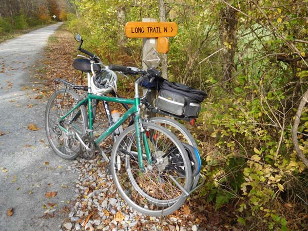 bicycle-at-Lomg-Trail-sign-resized-for-web